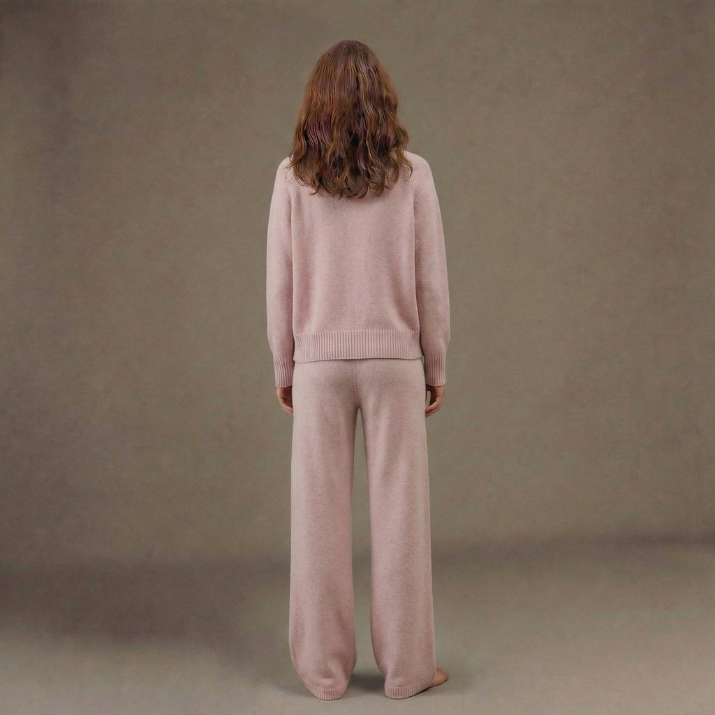 Women’s Soft Pink Turtleneck Lounge Set – Relaxed Sweater & Wide-Leg Trousers