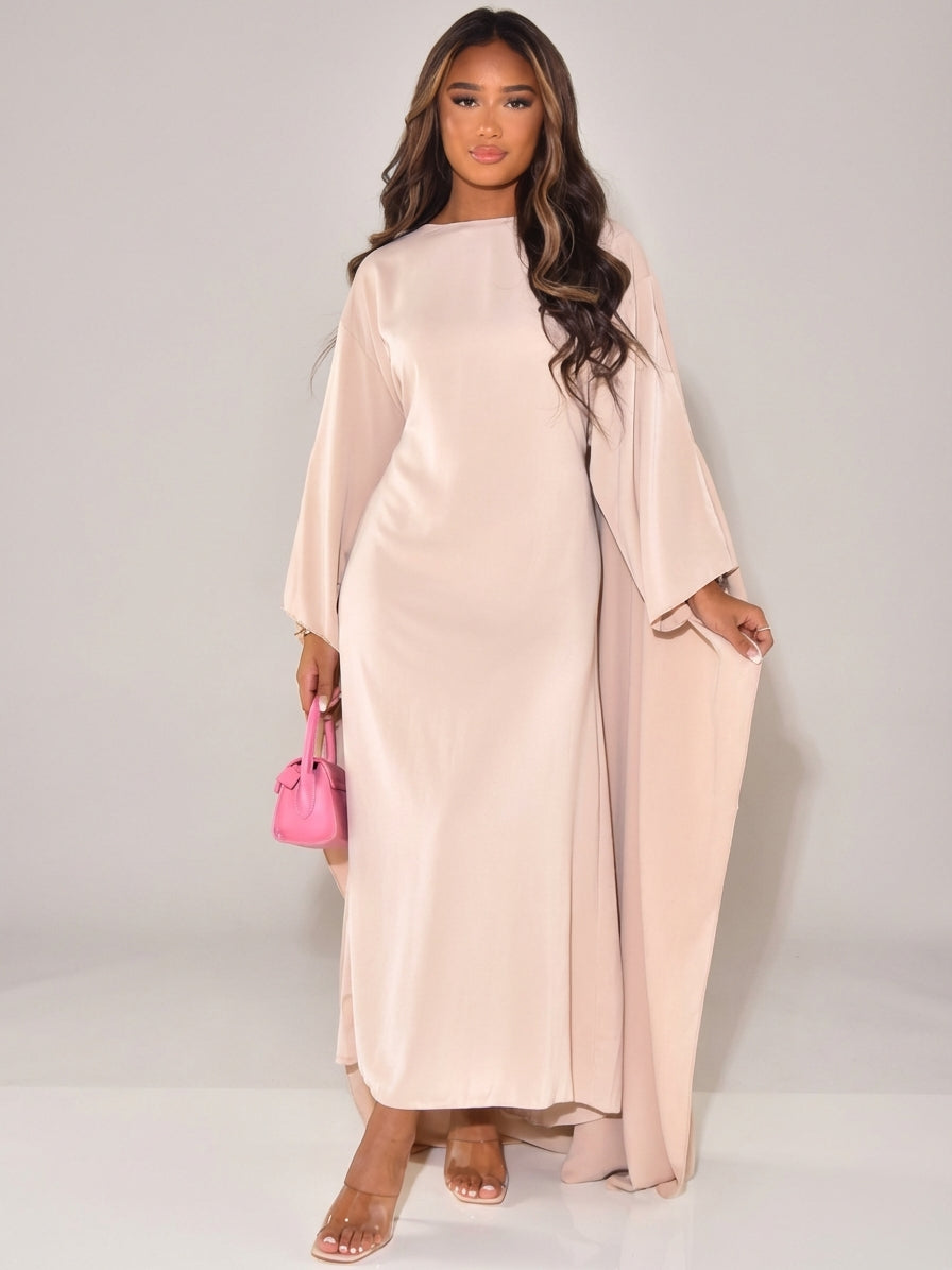 Léonie Dray | Elegant Flared Sleeve Dress