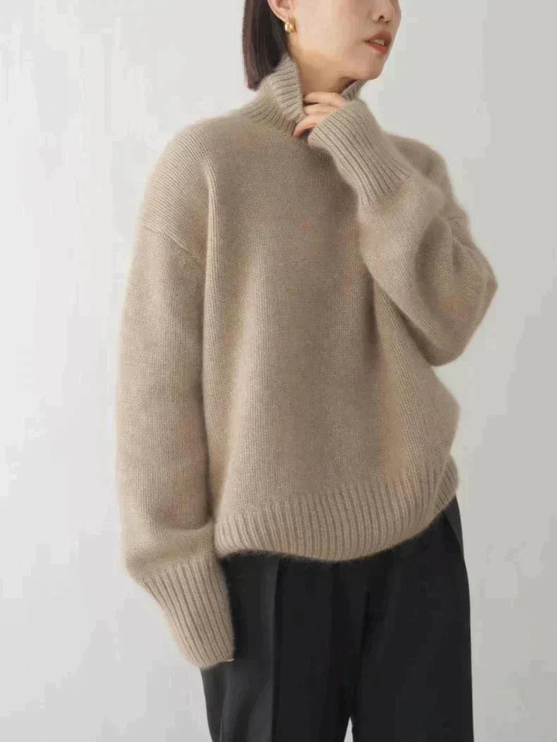Yasmine Veld | Women's Turtleneck Oversized Fit
