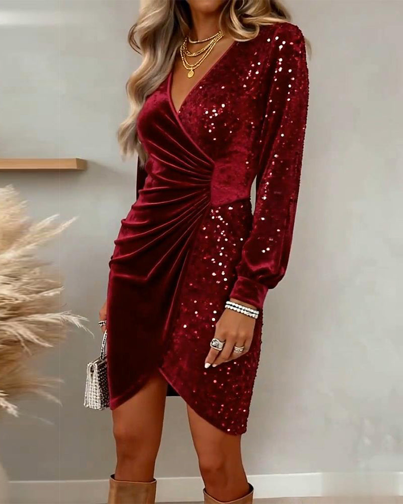 Lucie Trell | Women's V Neck Sequined Velvet Evening Dress